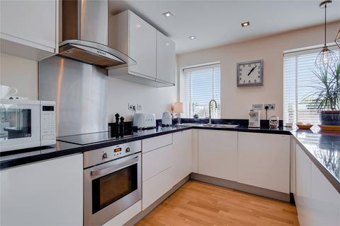 2 bedroom penthouse for sale - East Arbour Street, London, E1