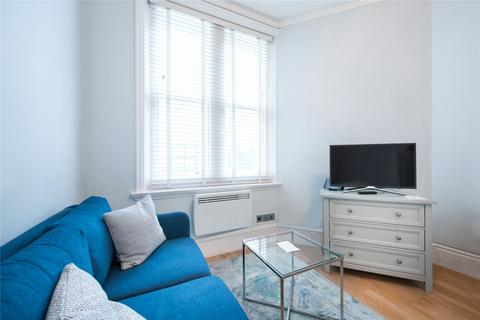 Studio to rent, Charing Cross Road, Covent Garden, London, WC2H