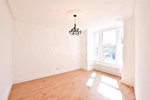 6 bedroom terraced house to rent - St Albans Crescent, London, N22