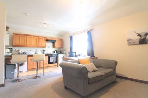 1 bedroom flat to rent, High Street, Prestwood HP16
