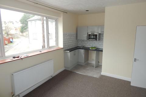 1 bedroom flat to rent, East Street