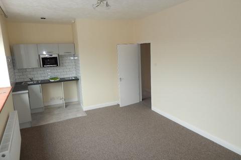 1 bedroom flat to rent, East Street