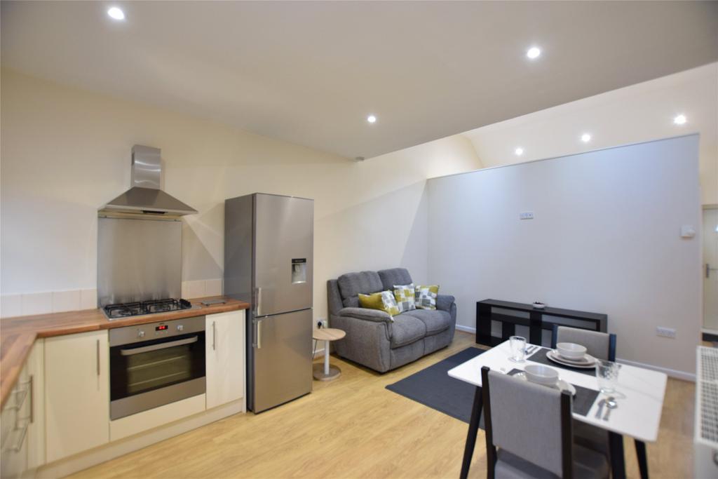 Kitchen/Living Room