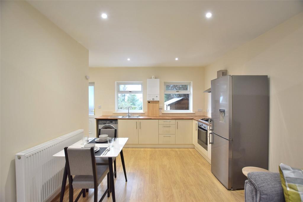 Living Room/Kitchen