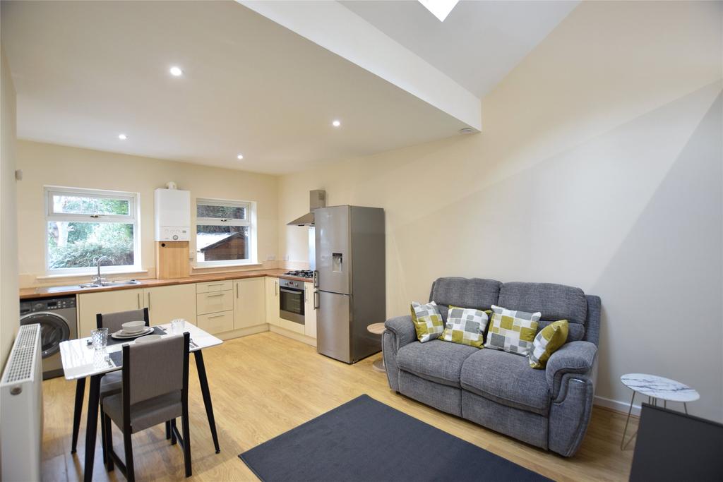 Living Room/Kitchen