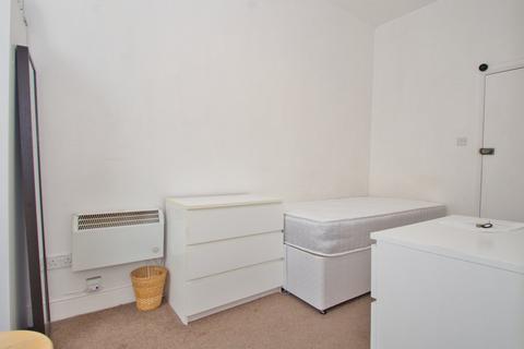 House share to rent, Willesden Lane, London