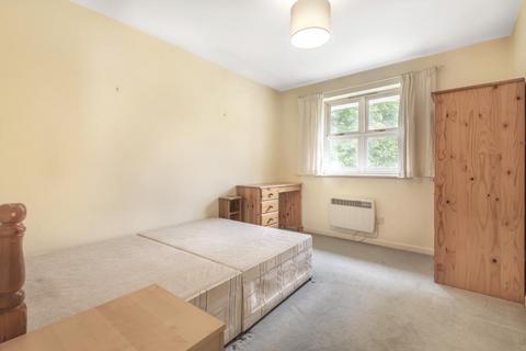 1 bedroom apartment to rent, Rosebank Close,  Teddington,  TW11