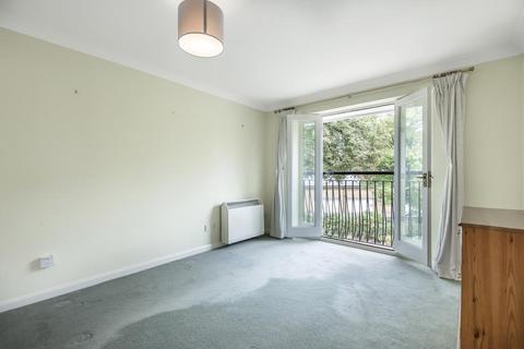 1 bedroom apartment to rent, Rosebank Close,  Teddington,  TW11