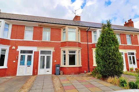 3 bedroom terraced house to rent, Dale Avenue, Heath, Cardiff, CF14