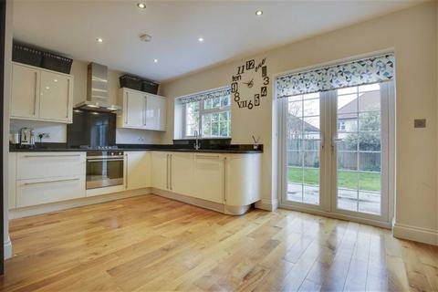 4 bedroom semi-detached house to rent, Mill Hill NW7