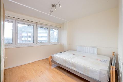 3 bedroom flat to rent, London N19