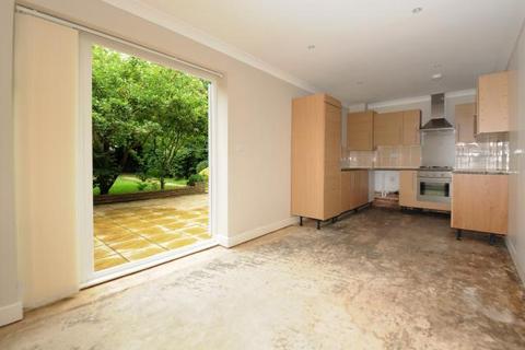3 bedroom end of terrace house to rent - Westbere Drive,  Stanmore,  HA7