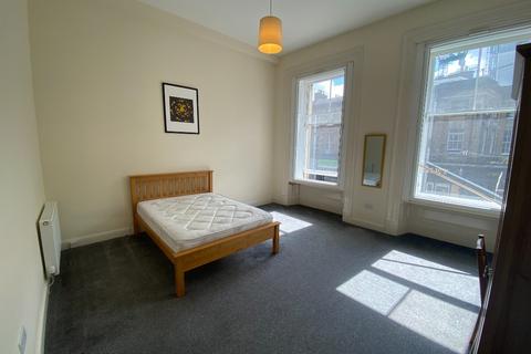 6 bedroom flat to rent, Grosvenor Street, Haymarket, Edinburgh, EH12