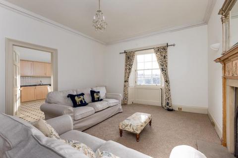 2 bedroom flat to rent, Glenfinlas Street, New Town, Edinburgh, EH3