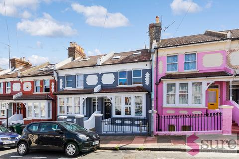 3 bedroom maisonette to rent, Bonchurch Road, Brighton