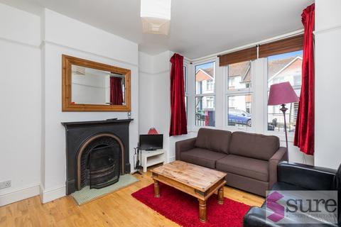 3 bedroom maisonette to rent, Bonchurch Road, Brighton