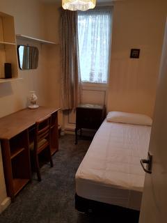 1 bedroom in a flat share to rent, ADAIR ROAD, LADBROKE GROVE, NORTH KENSINGTON, LONDON W10