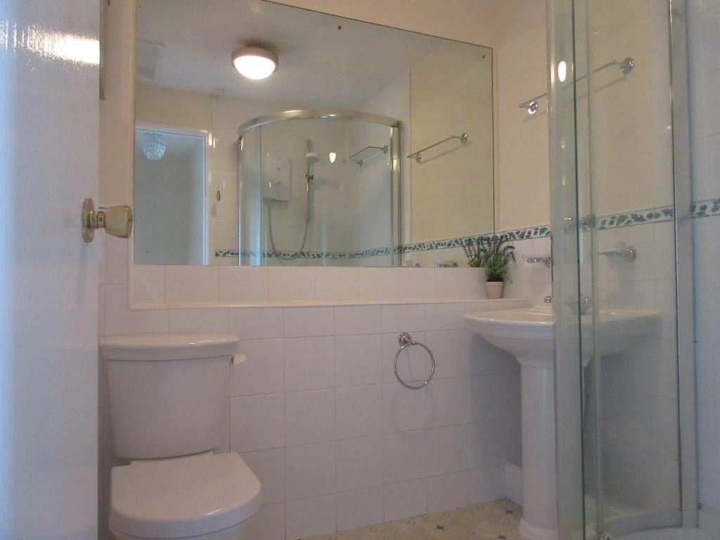 The Heathers, Woolwell, Plymouth, Devon, PL6 7QS 1 bed semidetached