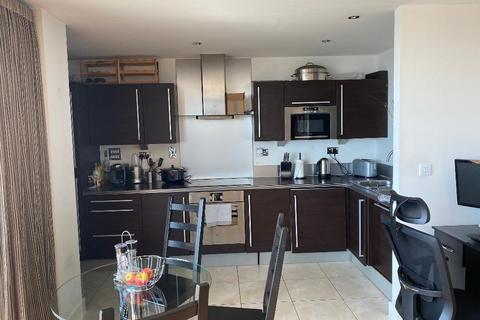 2 bedroom flat to rent, Proton Tower, 8 Blackwall Way, London, E14 9GN