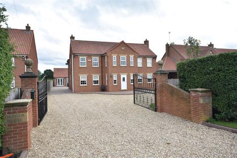 4 bedroom detached house for sale - Moss Road, Moss, Doncaster