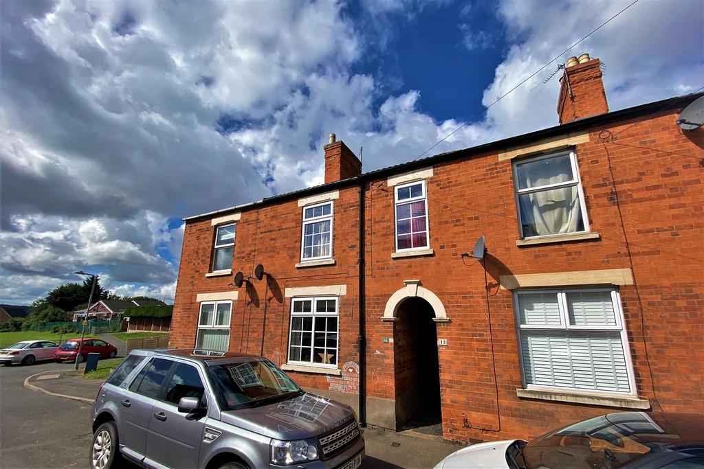 Tyndal Road, Grantham 3 bed terraced house £130,000