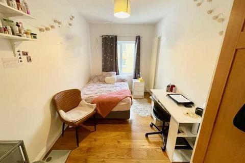 2 bedroom apartment to rent - Queens Road, Brighton