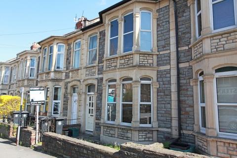 5 bedroom terraced house to rent, STUDENTS - NEW STATION ROAD, FISHPONDS