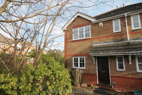 3 bedroom end of terrace house to rent, Archdale Place, New Malden, KT3