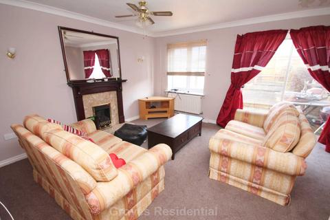 3 bedroom end of terrace house to rent, Archdale Place, New Malden, KT3