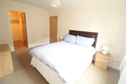 undefined, Bothwell Road, Mid Floor Flat, AB24