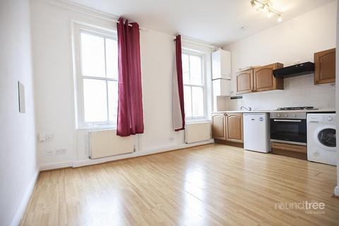 1 bedroom flat to rent, Kentish Town Road, Camden Town, NW1