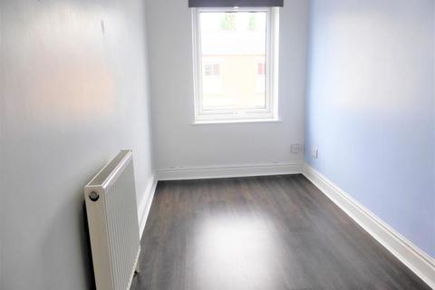 3 bedroom terraced house to rent - Chapel Street, Bolton Upon Dearne, Rotherham, S63 8HY