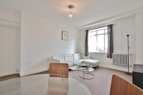 3 bedroom flat to rent, Latymer Court, Hammersmith Road, Hammersmith, W6