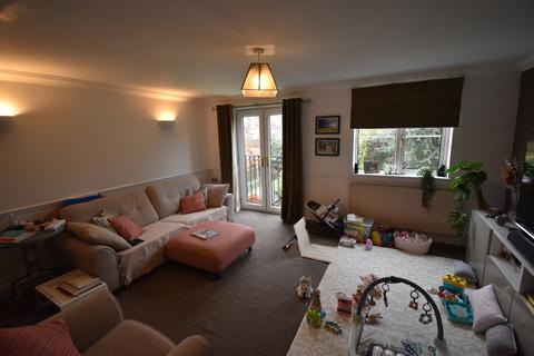 3 bedroom semi-detached house to rent, Hermon Hill, South Woodford E18