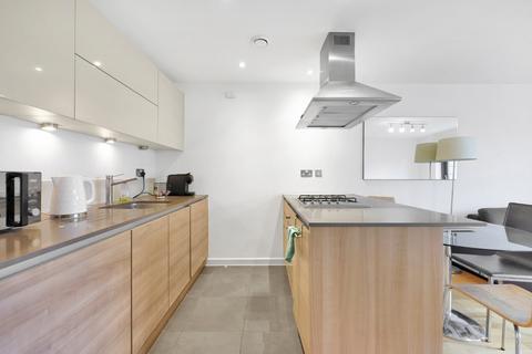 2 bedroom apartment to rent, Fletcher Street, E1