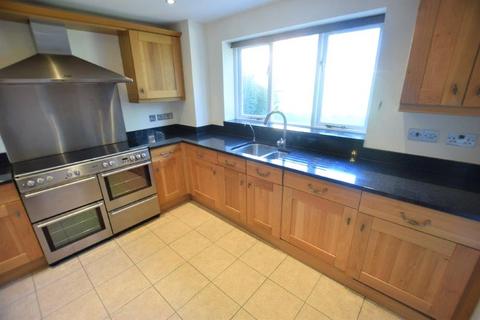 undefined, Julius Hill, Warfield, Berkshire, RG42
