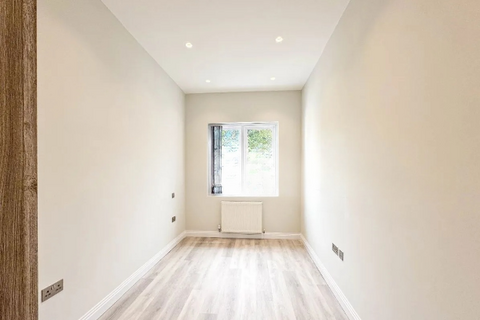 1 bedroom flat to rent, London E13