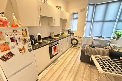 1 bedroom flat to rent, London E13