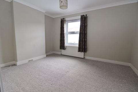 3 bedroom terraced house to rent, Gladstone Road, Tonbridge