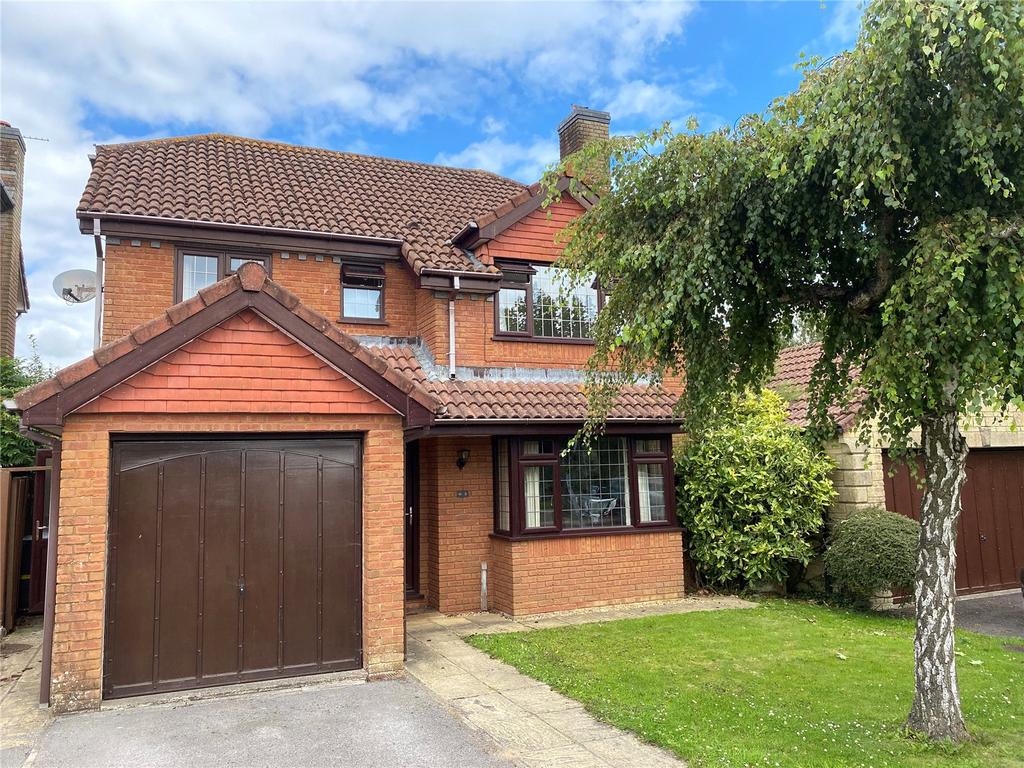 Brutton Way, Chard, Somerset, TA20 4 bed detached house £1,500 pcm (£