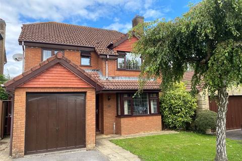 4 bedroom detached house to rent, Brutton Way, Chard, Somerset, TA20