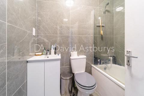 1 bedroom apartment to rent, Green Lanes, Finsbury Park, London