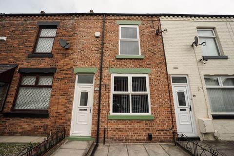 2 bedroom terraced house to rent, Catherine Street East, Horwich