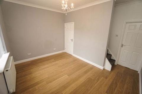 2 bedroom terraced house to rent, Catherine Street East, Horwich