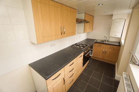 2 bedroom terraced house to rent, Catherine Street East, Horwich