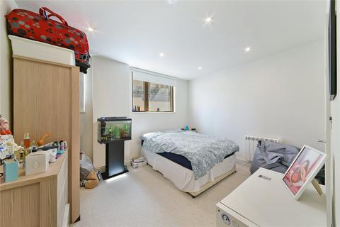 2 bedroom apartment to rent, Crampton Street, Elephant & Castle, London, SE17