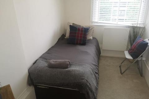 undefined, Kings Road,  Reading,  RG1