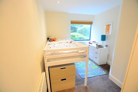 2 bedroom flat to rent, Temple Gardens, Brighton, BN1