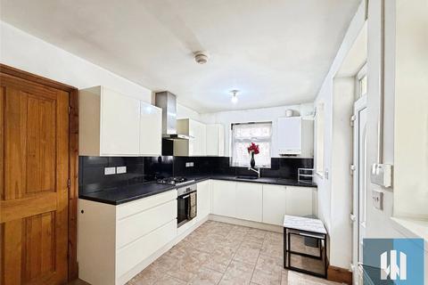 2 bedroom bungalow to rent, Yews Hill Road, Lockwood, Huddersfield, HD1