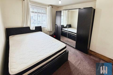 2 bedroom bungalow to rent, Yews Hill Road, Lockwood, Huddersfield, HD1
